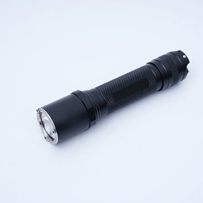 কৌশলগত LED টর্চলাইট